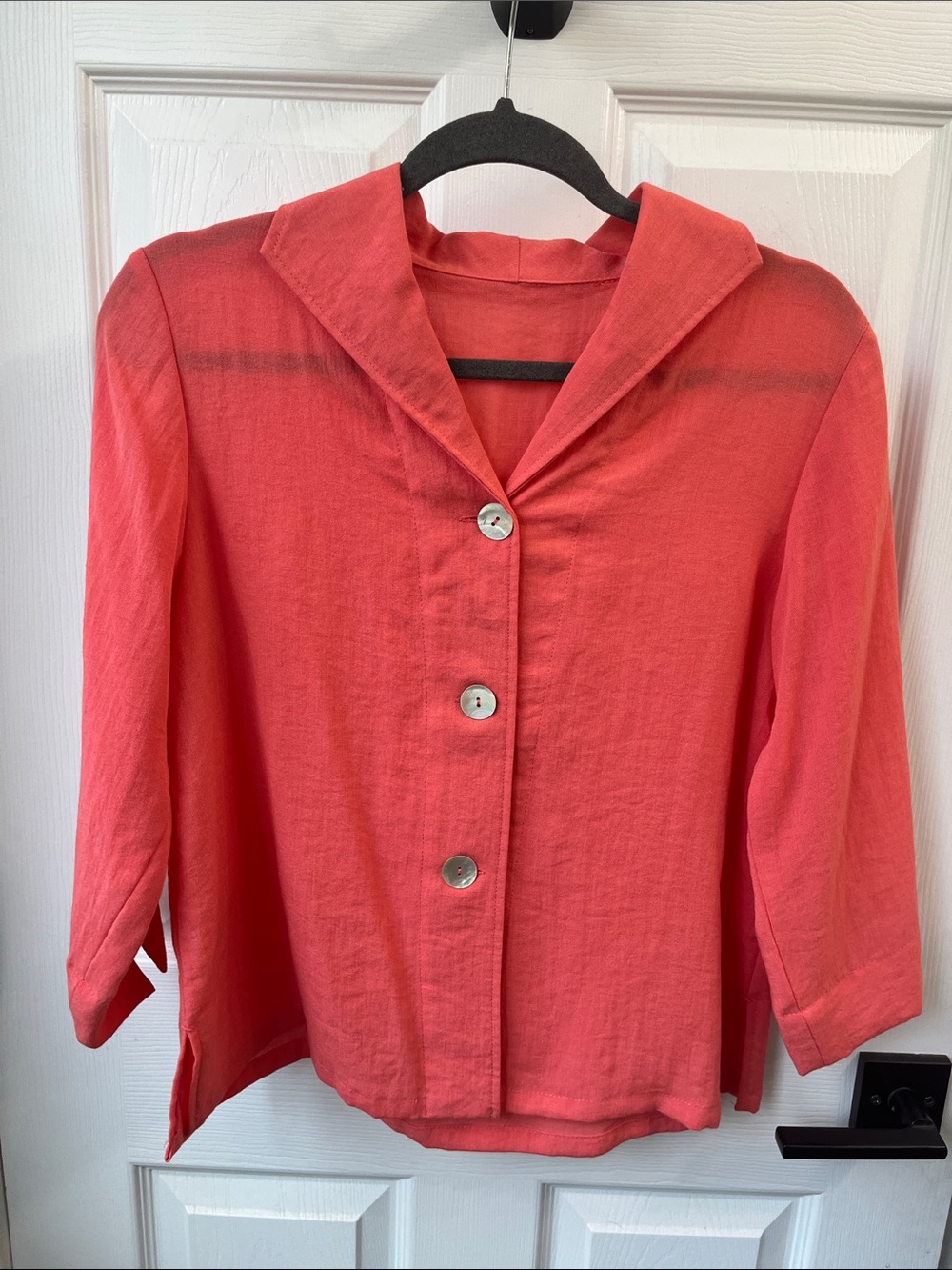 Women’s Coral Button-Front Lightweight Jacket